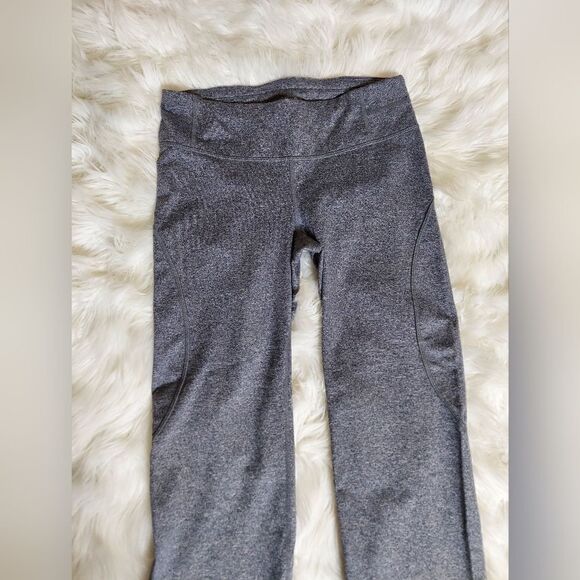 Athleta Women's Gray Capri wide leg pants - Picture 4 of 10